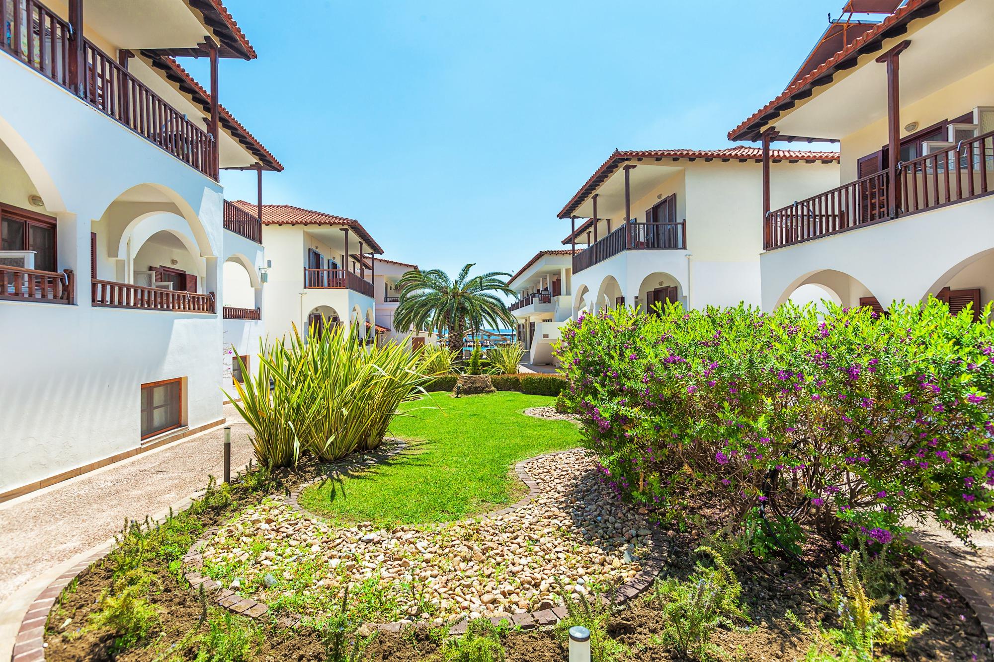 Xenios Possidi Paradise Hotel Dış mekan fotoğraf
