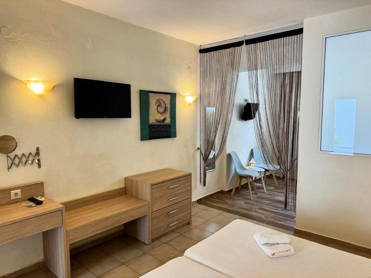 Xenios Possidi Paradise Hotel Dış mekan fotoğraf